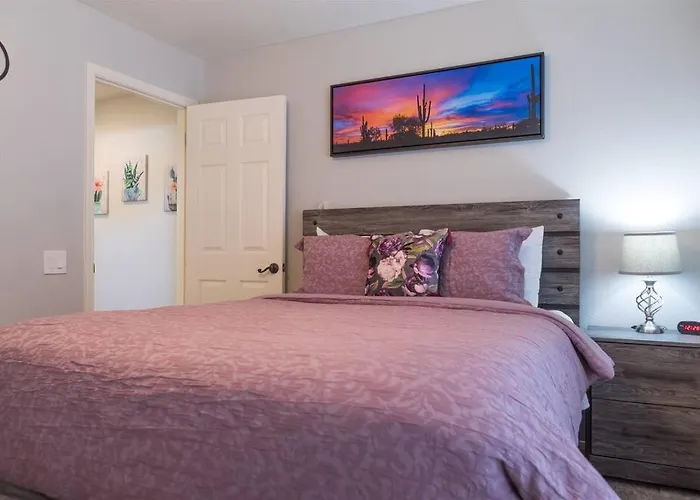 Cozy With Pool, Fire Table, Bbq, Rv Parking Holiday home