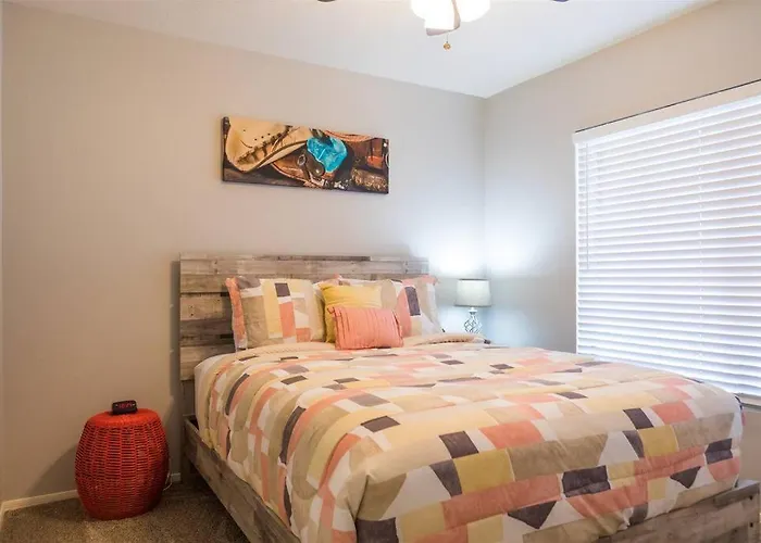 Cozy With Pool, Fire Table, Bbq, Rv Parking *